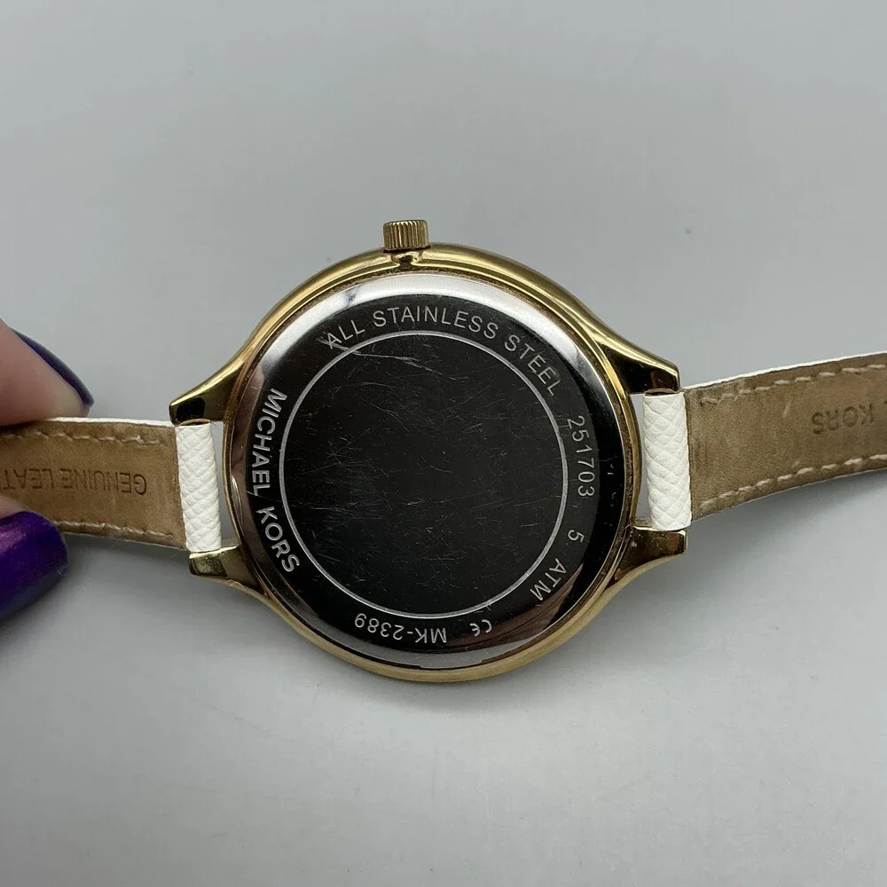 Michael Kors MK-3389 Womens Watch 42mm Gold Tone MK Logo Leather New Battery